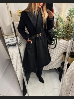 Elegancki płaszcz damski w kolorze czarnym w jodełkę